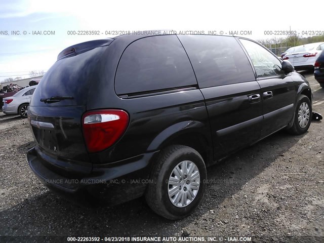 1C4GP45R55B285931 - 2005 CHRYSLER TOWN & COUNTRY  BLACK photo 4