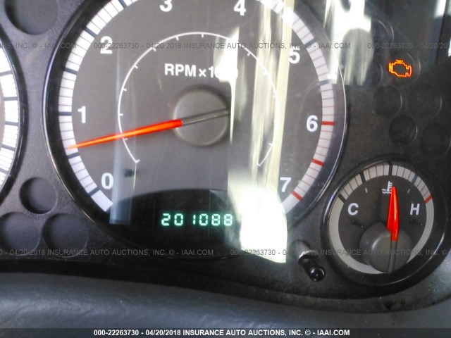 1J4GL48K05W595630 - 2005 JEEP LIBERTY SPORT BLUE photo 7