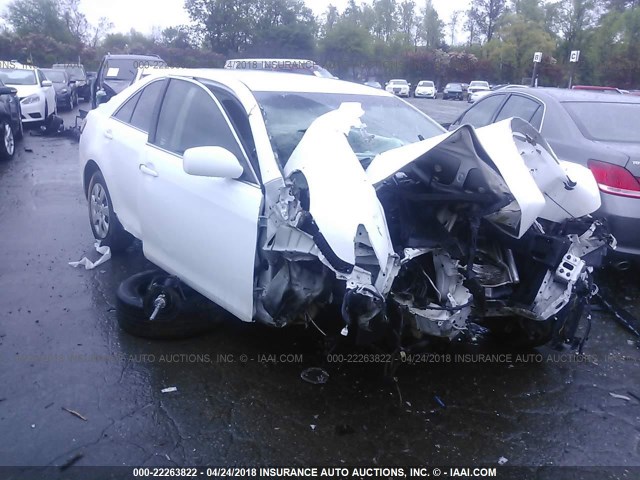 4T1BF3EK5BU712708 - 2011 TOYOTA CAMRY SE/LE/XLE WHITE photo 1
