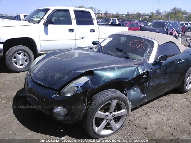 1G2MB35BX7Y128351 - 2007 PONTIAC SOLSTICE GREEN photo 6