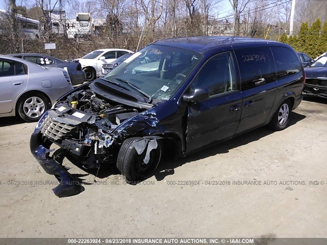 2C4GP44R55R420733 - 2005 CHRYSLER TOWN & COUNTRY LX BLUE photo 2