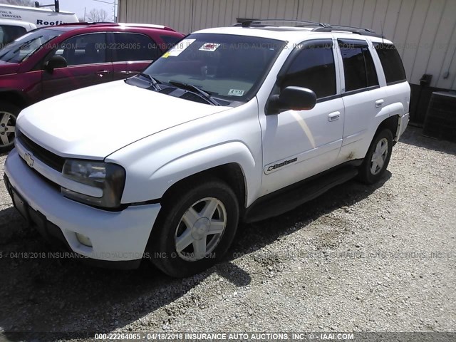 1GNDT13S722196853 - 2002 CHEVROLET TRAILBLAZER  WHITE photo 2