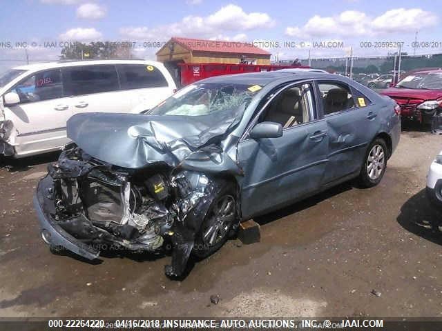4T1BK46K79U586832 - 2009 TOYOTA CAMRY SE/LE/XLE ნაცრისფერი ფოტო 2