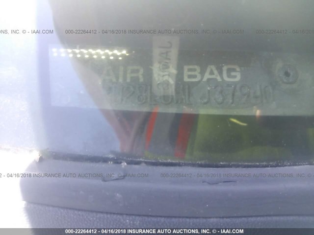 5LMPU28L0WLJ37940 - 1998 LINCOLN NAVIGATOR 红色 照片 9