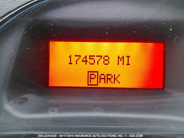 2G2WP552171121037 - 2007 PONTIAC GRAND PRIX Gümüş foto 7