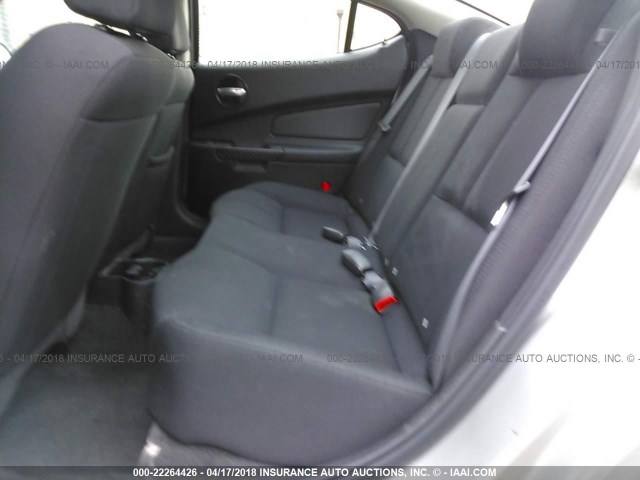 2G2WP552171121037 - 2007 PONTIAC GRAND PRIX Gümüş foto 8