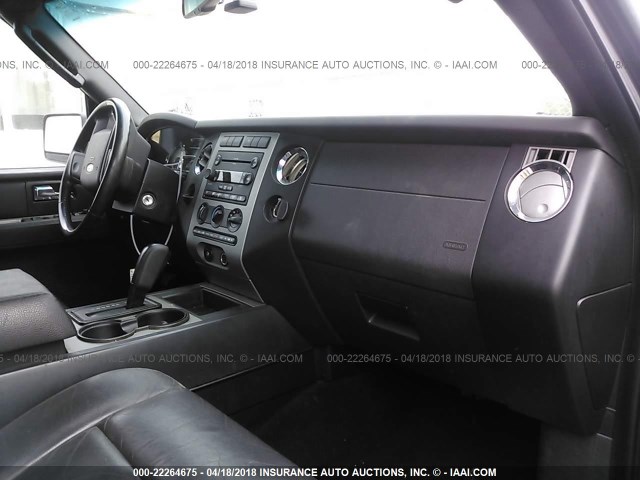 1FMFU15577LA20615 - 2007 FORD EXPEDITION XLT შავი ფოტო 5