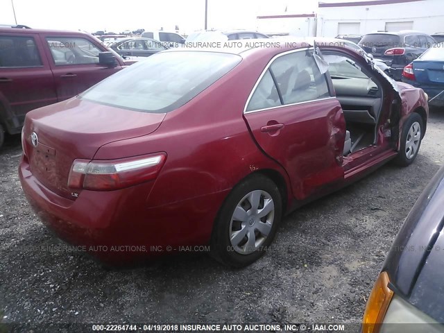 4T1BE46K77U120810 - 2007 TOYOTA CAMRY NEW GENERAT CE/LE/XLE/SE RED photo 4