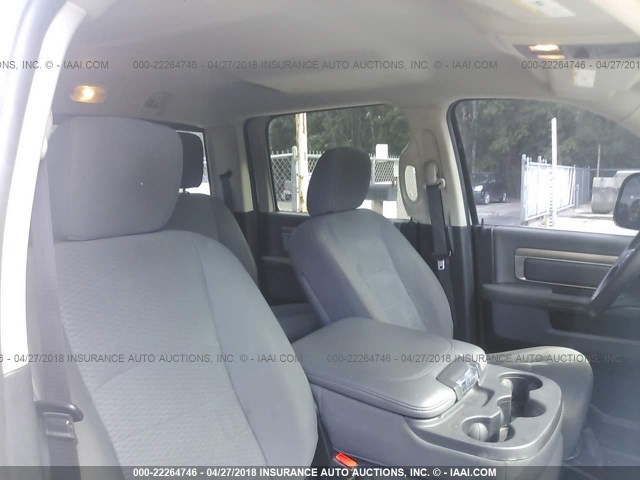 3C63RRHL0FG626682 - 2015 RAM 3500 SLT WHITE photo 5