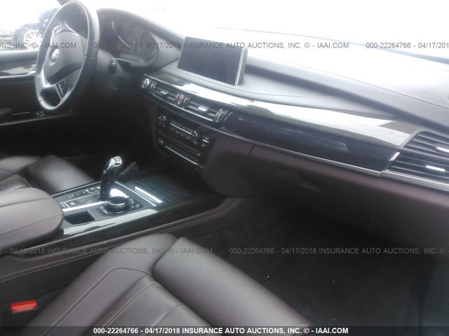 5UXKR0C58E0C25233 - 2014 BMW X5 XDRIVE35I WHITE photo 5