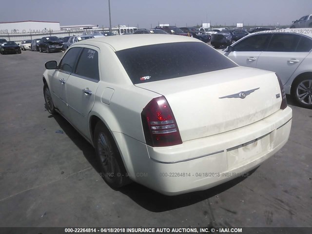 2C3CA4CD2AH216272 - 2010 CHRYSLER 300 TOURING WHITE photo 3