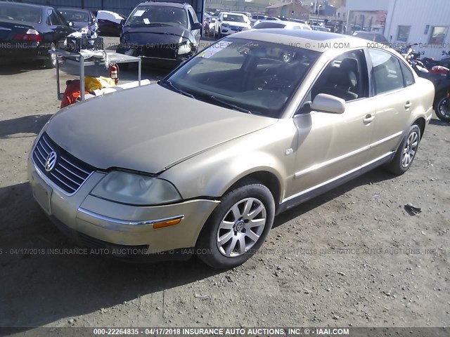 WVWPH63B21P089750 - 2001 VOLKSWAGEN PASSAT GLS GOLD photo 2