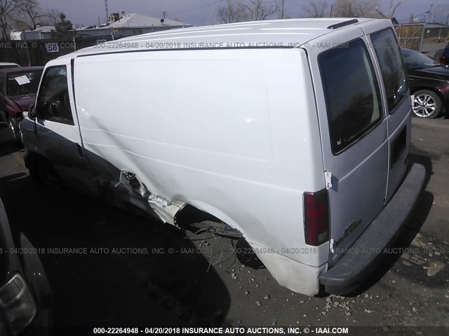 1GTDL19W3YB504404 - 2000 GMC SAFARI XT WHITE photo 3