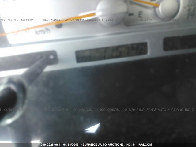 4T1BF30K82U006646 - 2002 TOYOTA CAMRY LE/XLE/SE ვერცხლისფერი ფოტო 7