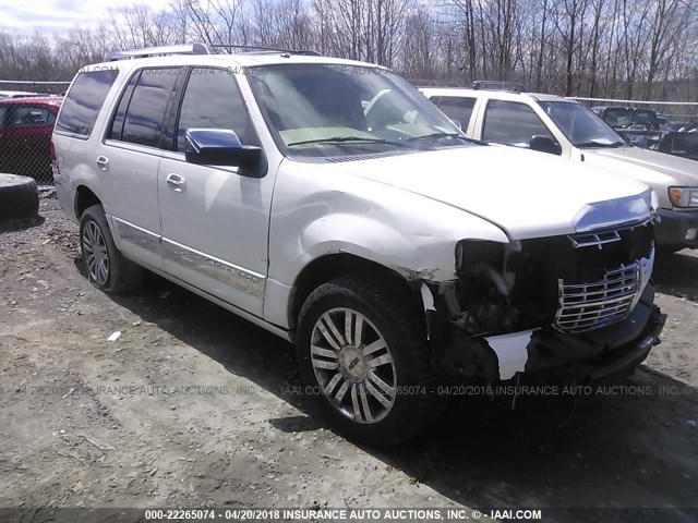 5LMFU28588LJ08038 - 2008 LINCOLN NAVIGATOR 白色 照片 1