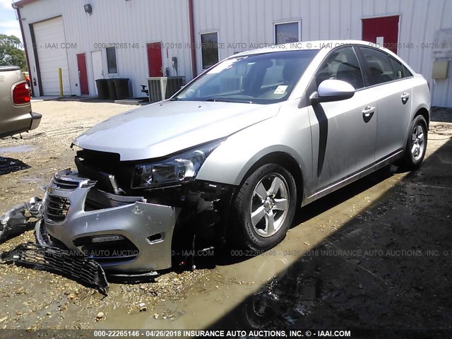 1G1PC5SB1F7258649 - 2015 CHEVROLET CRUZE LT SILVER photo 2