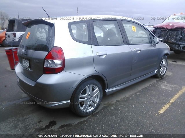 JHMGD38668S044516 - 2008 HONDA FIT SPORT GRAY photo 4