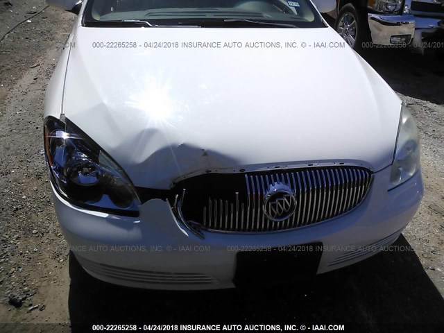 1G4HD57218U156124 - 2008 BUICK LUCERNE CXL WHITE photo 6