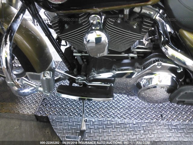 1HD1FC4117Y610572 - 2007 HARLEY-DAVIDSON FLHTCUI Жасыл фото 9