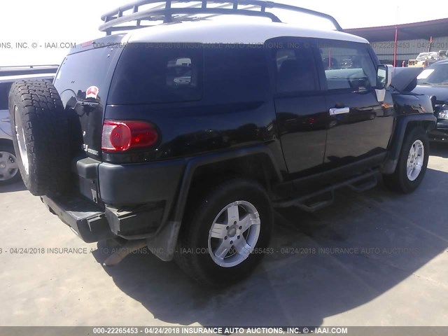 JTEBU11F270015806 - 2007 TOYOTA FJ CRUISER BLACK photo 4