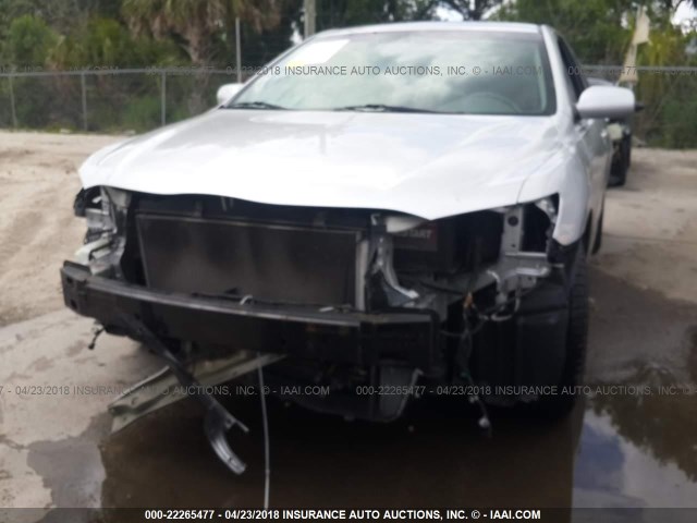 4T1BF3EK5BU622779 - 2011 TOYOTA CAMRY SE/LE/XLE SILVER photo 6