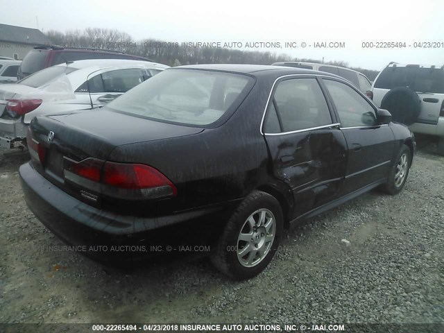 1HGCG56752A028370 - 2002 HONDA ACCORD SE BLACK photo 4