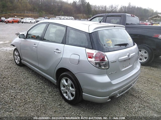 2T1LR32E36C560395 - 2006 TOYOTA COROLLA MATRIX XR SILVER photo 3