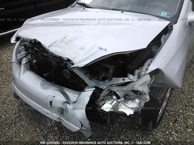 2T1LR32E36C560395 - 2006 TOYOTA COROLLA MATRIX XR SILVER photo 6