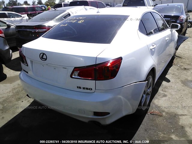 JTHBK262395104147 - 2009 LEXUS IS 250 WHITE photo 4