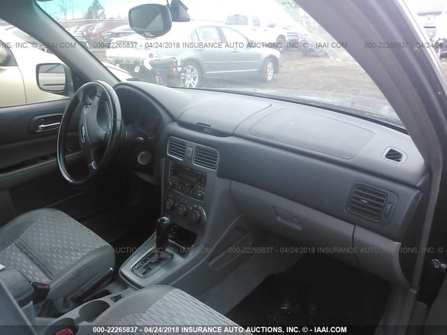 JF1SG65614H705813 - 2004 SUBARU FORESTER 2.5XS 黑色 照片 5