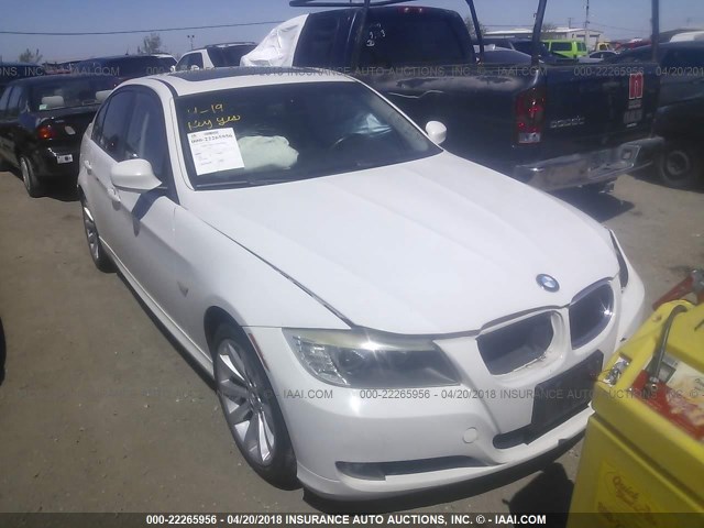 WBAPH53559A434737 - 2009 BMW 328 I SULEV WHITE photo 1