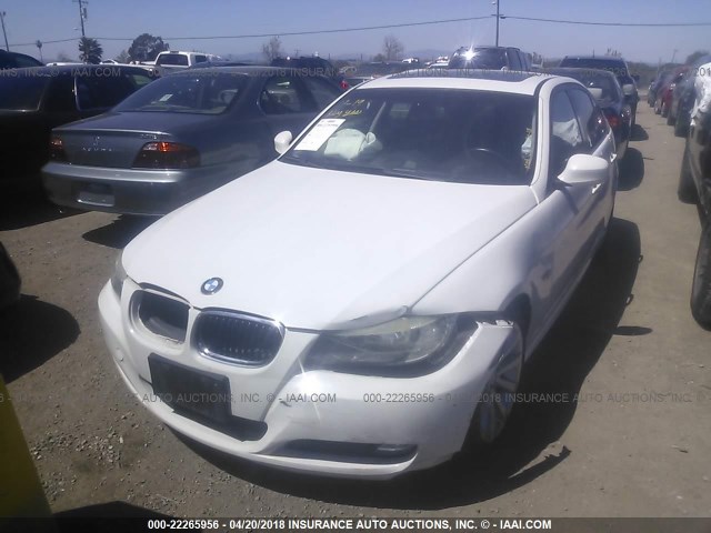 WBAPH53559A434737 - 2009 BMW 328 I SULEV WHITE photo 2