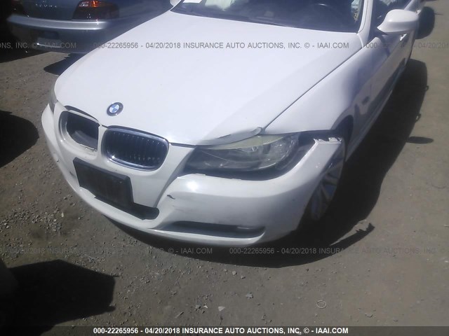 WBAPH53559A434737 - 2009 BMW 328 I SULEV WHITE photo 6