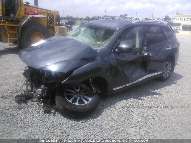 5N1AR2MN7DC646213 - 2013 NISSAN PATHFINDER S/SV/SL/PLATINUM 灰色 照片 2