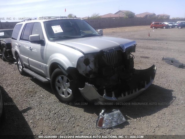 5LMFU27R43LJ43897 - 2003 LINCOLN NAVIGATOR 银色 照片 1