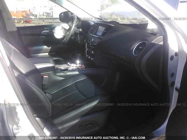 5N1AR2MN7FC683829 - 2015 NISSAN PATHFINDER S/SV/SL/PLATINUM 银色 照片 5