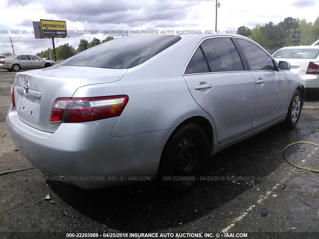 4T1BE46K07U556723 - 2007 TOYOTA CAMRY NEW GENERAT CE/LE/XLE/SE SILVER photo 4