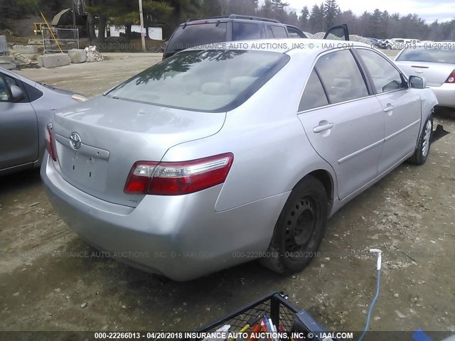 4T1BE46K27U102179 - 2007 TOYOTA CAMRY NEW GENERAT CE/LE/XLE/SE SILVER photo 4