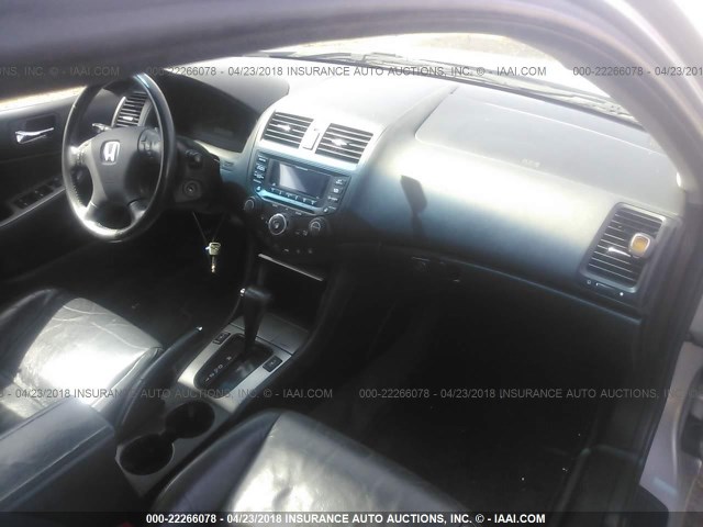 1HGCM56865A082735 - 2005 HONDA ACCORD EX SILVER photo 5