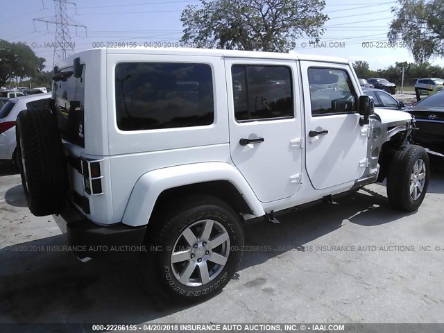 1C4HJWEG7FL643168 - 2015 JEEP WRANGLER UNLIMITE SAHARA WHITE photo 4