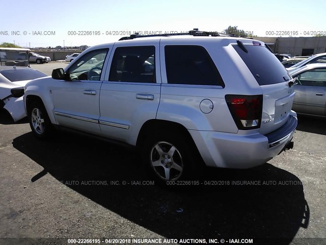 1J4HR58N55C575247 - 2005 JEEP GRAND CHEROKEE LIMITED SILVER photo 3