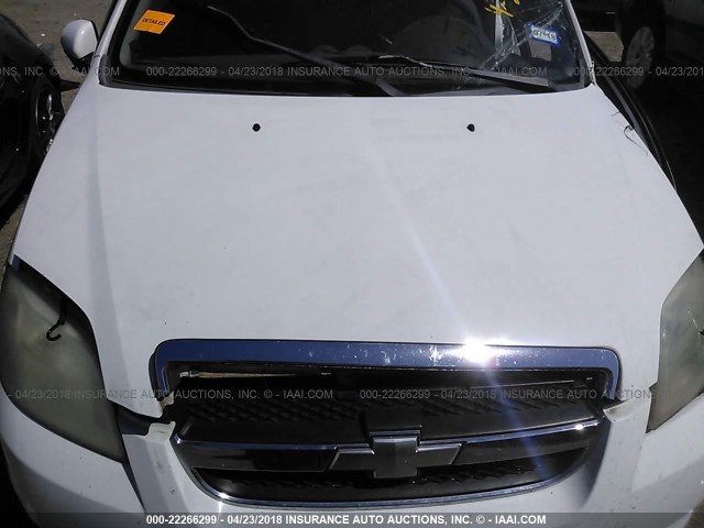 KL1TD56647B123056 - 2007 CHEVROLET AVEO LS WHITE photo 10