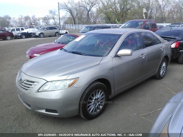 4T1BE46K29U346868 - 2009 TOYOTA CAMRY SE/LE/XLE SILVER photo 2