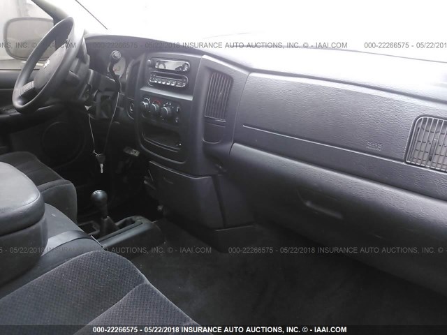 3D7KS28C05G721652 - 2005 DODGE RAM 2500 ST/SLT 银色 照片 5