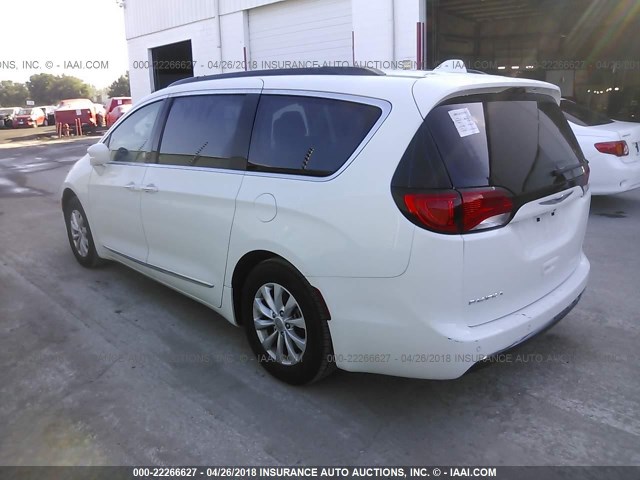 2C4RC1BG1HR642758 - 2017 CHRYSLER PACIFICA TOURING L WHITE photo 3