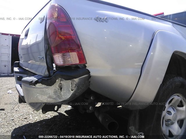 5TEUX42N28Z576245 - 2008 TOYOTA TACOMA ACCESS CAB SILVER photo 6