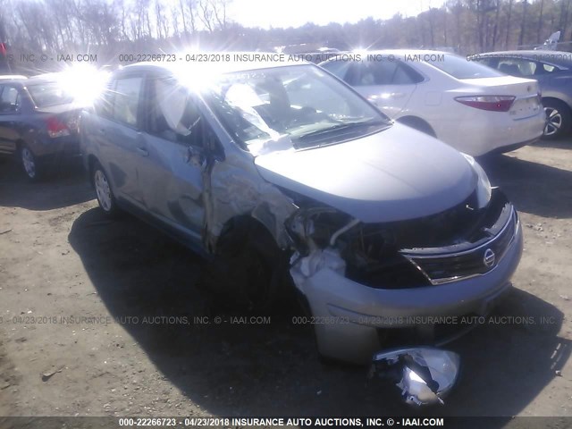 3N1BC1AP0AL411309 - 2010 NISSAN VERSA S/SL SILVER photo 1