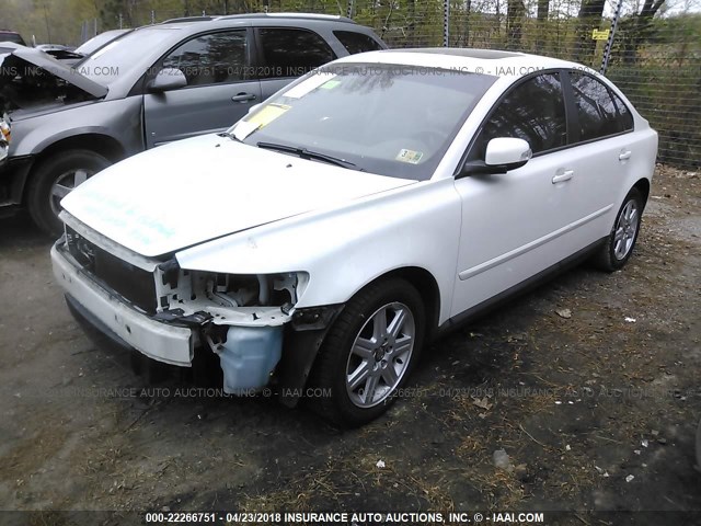 YV1MS382372291489 - 2007 VOLVO S40 2.4I WHITE photo 2