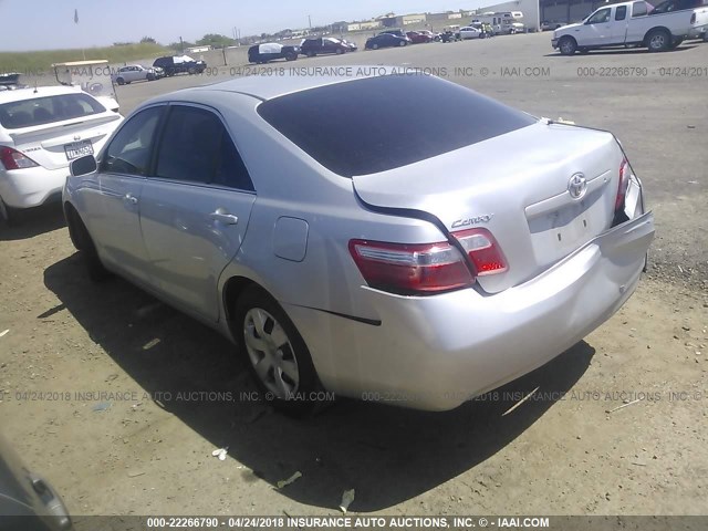 4T1BE46K09U404301 - 2009 TOYOTA CAMRY SE/LE/XLE SILVER photo 3