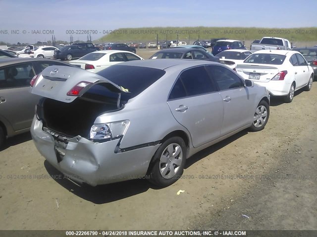 4T1BE46K09U404301 - 2009 TOYOTA CAMRY SE/LE/XLE SILVER photo 4